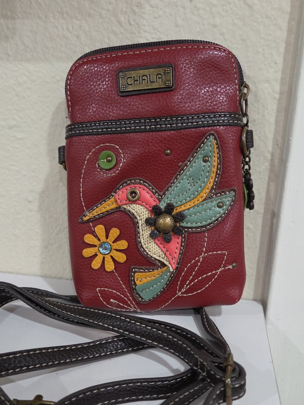 Chala Red Hummingbird Applique Crossbody Phone Pouch